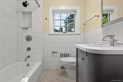40 Pine Brook Drive, Larchmont, NY 10538 - Photo 12