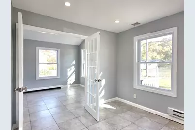 42 Oak Drive, Riverhead, NY 11901 - Photo 8