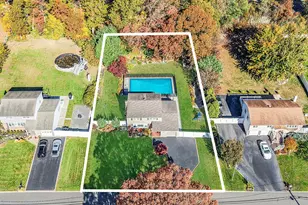 11 Joyce Dr, Hauppauge, NY 11788 - Photo 4