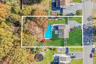 11 Joyce Dr, Hauppauge, NY 11788 - Photo 6