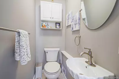 11 Joyce Drive, Hauppauge, NY 11788 - Photo 20