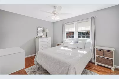 11 Joyce Drive, Hauppauge, NY 11788 - Photo 28