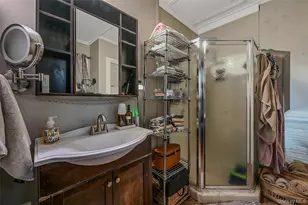 35 Washington Ave, Greenport, NY 11944 - Photo 18