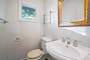 28 Glacier Dr, Smithtown, NY 11787 - Photo 22