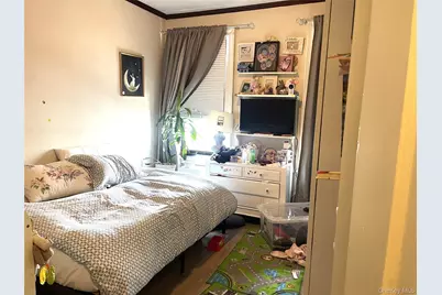 3210 81st Street, East Elmhurst, NY 11370 - Photo 30