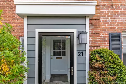 21 S Village #3, Rockville Centre, NY 11570 - Photo 2