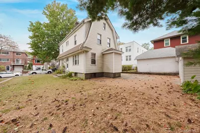 215 East 235th Street, Bronx, NY 10470 - Photo 46