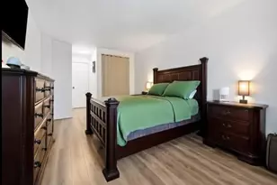 61-20 Grand Central Pkwy, Forest Hills, NY 11375 - Photo 12