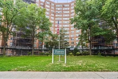 61-20 Grand Central Parkway #A900, Forest Hills, NY 11375 - Photo 2