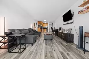 61-20 Grand Central Pkwy, Forest Hills, NY 11375 - Photo 6