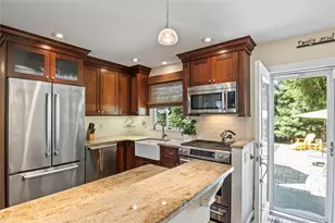 5 Norma Ln, Kings Park, NY 11754 - Photo 12