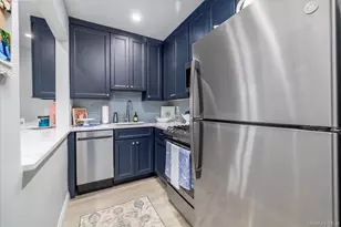 560 Broadway W, Long Beach, NY 11561 - Photo 10