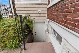 91-25 90th St, Woodhaven, NY 11421 - Photo 28