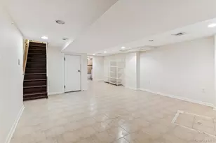 91-25 90th St, Woodhaven, NY 11421 - Photo 24