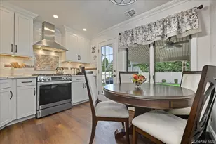 259 Ocean Ave, Massapequa Park, NY 11762 - Photo 10