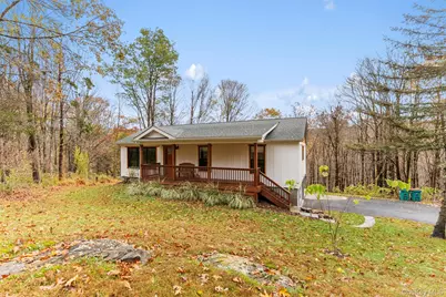 104 Susan Drive, Poughquag, NY 12570 - Photo 4