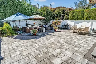 60 Herrels Cir, Melville, NY 11747 - Photo 26