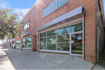 471 Broadway, Newburgh, NY 12550 - Photo 2