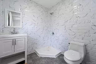 174-41 125th Ave, Rochdale, NY 11434 - Photo 22