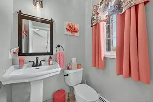 1 Summer Dr, Newburgh, NY 12550 - Photo 20