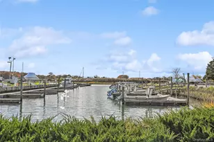 2775 W Creek Ave, Cutchogue, NY 11935 - Photo 26