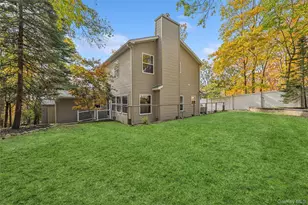2775 W Creek Ave, Cutchogue, NY 11935 - Photo 24