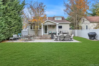 84 Cedar Street, Islip, NY 11751 - Photo 16