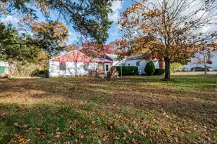 374 Port Ave, Ronkonkoma, NY 11779 - Photo 18