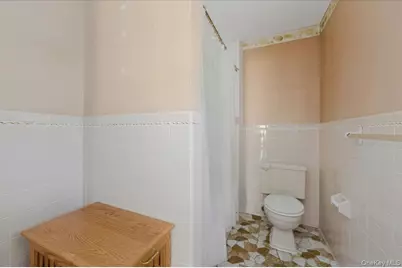 374 Port Avenue, Ronkonkoma, NY 11779 - Photo 12