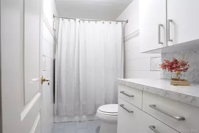 570 Wythe Avenue #6A, Brooklyn, NY 11249 - Photo 10