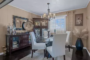 121 S 30th St, Wyandanch, NY 11798 - Photo 8