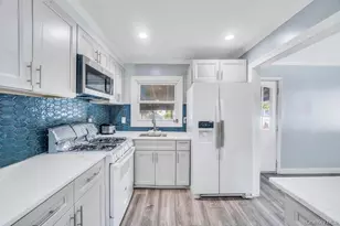 511 Northern Pkwy, Uniondale, NY 11553 - Photo 8