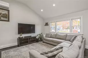 1692 Feureisen Ave, Bohemia, NY 11716 - Photo 2