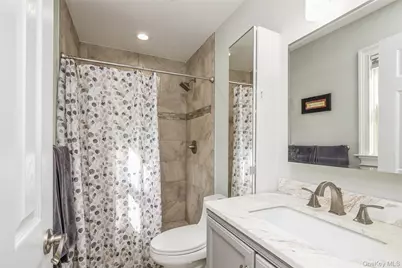 1692 Feureisen Avenue, Bohemia, NY 11716 - Photo 22