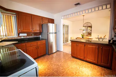 891 School Drive, Baldwin, NY 11510 - Photo 14