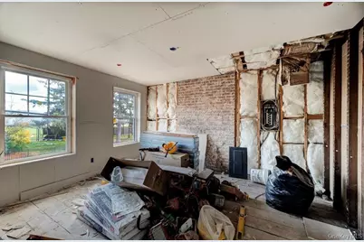 255 Powell Avenue, Newburgh, NY 12550 - Photo 10