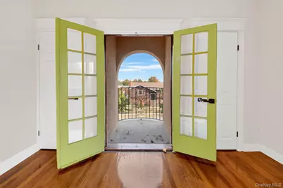 170 Lawrence Street, Mount Vernon, NY 10552 - Photo 16