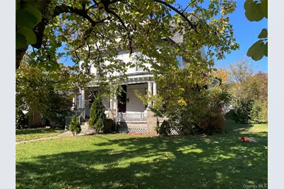 25 Radford, Yonkers, NY 10705 - Photo 2