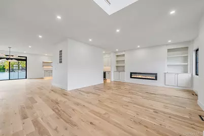 2542 Lefferts Place, Bellmore, NY 11710 - Photo 4