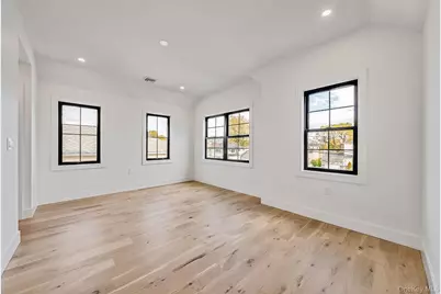 2542 Lefferts Place, Bellmore, NY 11710 - Photo 20