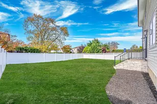 2542 Lefferts Pl, Bellmore, NY 11710 - Photo 48