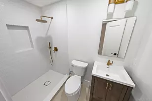 2542 Lefferts Pl, Bellmore, NY 11710 - Photo 44