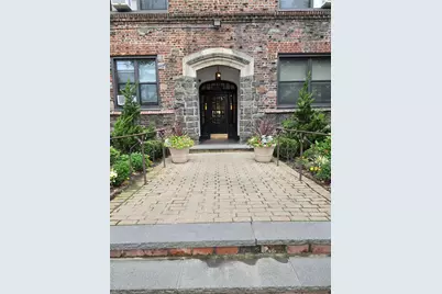 141 Woodmere Boulevard #6C, Woodmere, NY 11598 - Photo 2