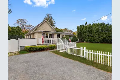 14 Comus Road, Rocky Point, NY 11778 - Photo 2