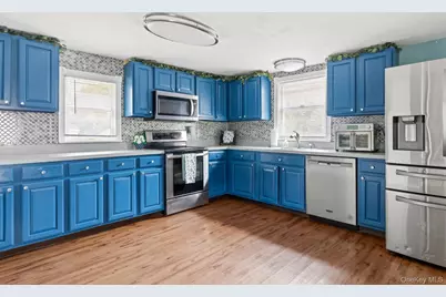 14 Comus Road, Rocky Point, NY 11778 - Photo 8