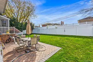 15 Vista Rd, Plainview, NY 11803 - Photo 24