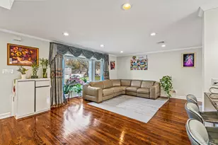 15 Vista Rd, Plainview, NY 11803 - Photo 6