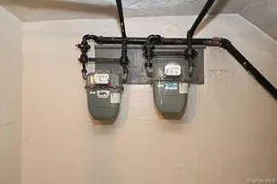 63-64 78th St, Middle Village, NY 11379 - Photo 32