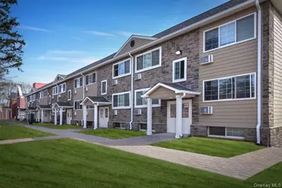 146 Covert Avenue #H2, Garden City, NY 11530 - Photo 1