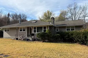 421 Nelson Rd, Monroe, NY 10950 - Photo 2